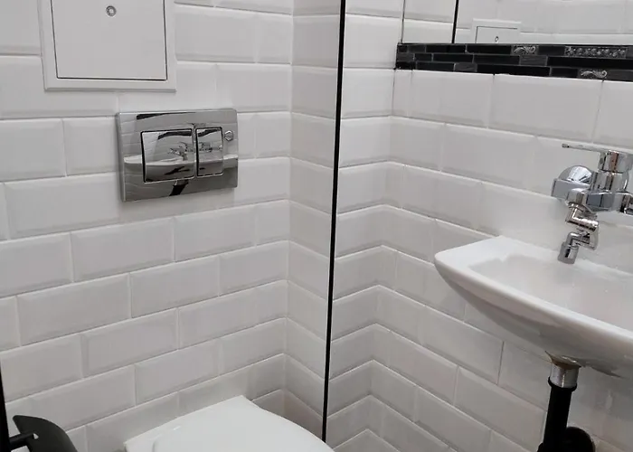 דירה Tiny In Center